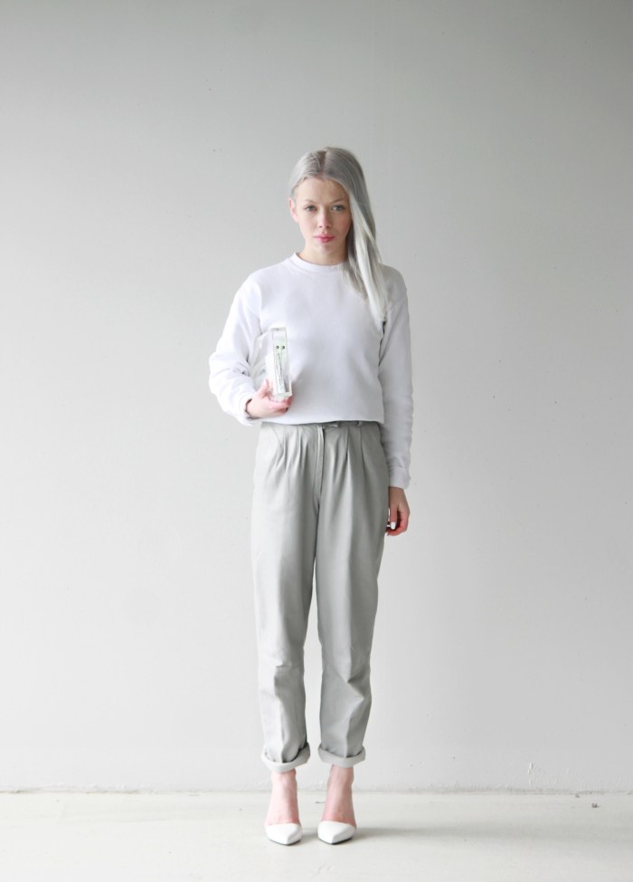 gray in 3 dff languge