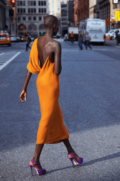 Isn't she lovely? And that dress is wonderful against her skin!!